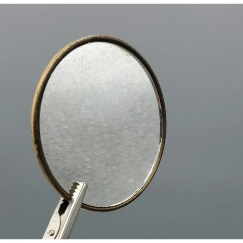 Vtg compact mirror loose for repair/replacement mirror only approx. 2 3/8